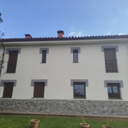 Apartamentos Rurales Inguanzo Villanueva de Pria Esterno foto