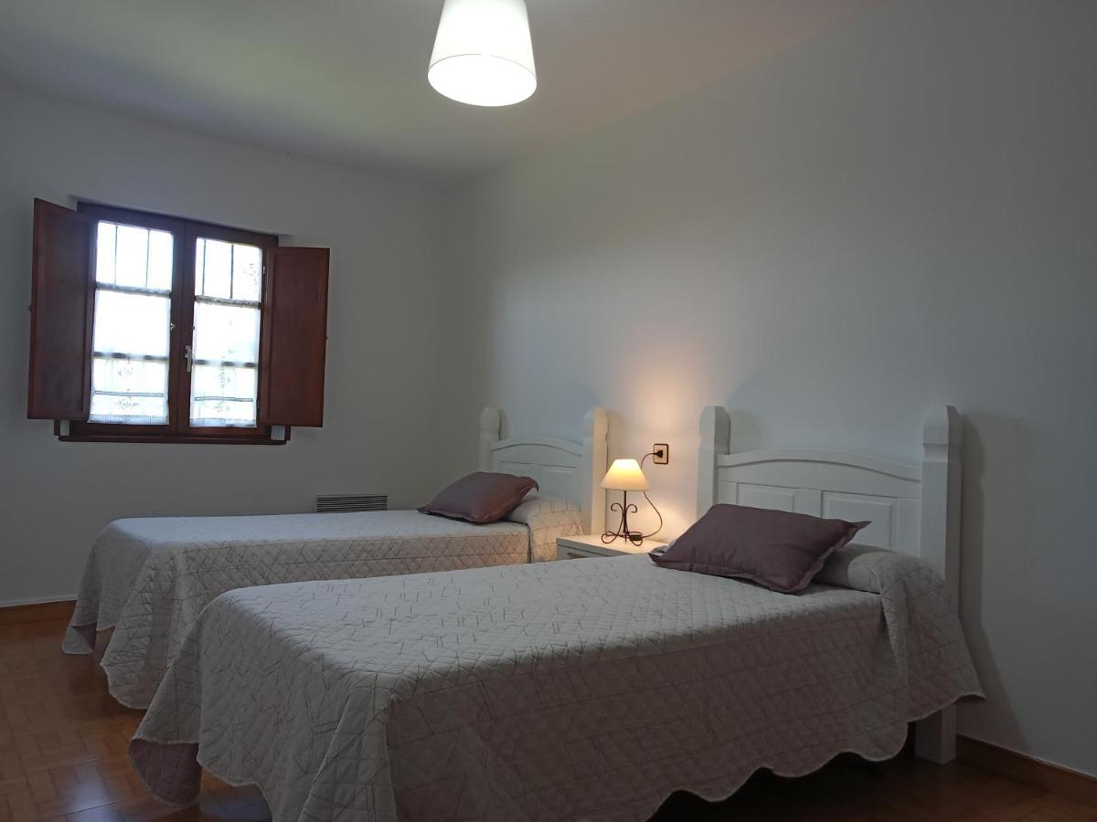 Apartamentos Rurales Inguanzo Villanueva de Pria Esterno foto